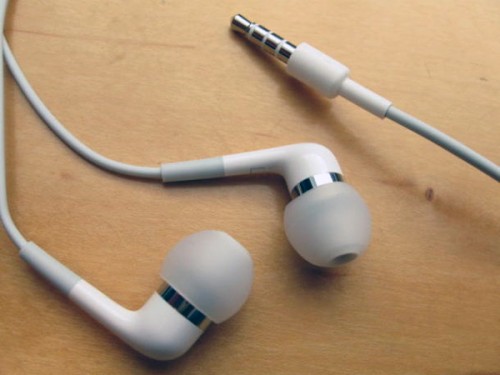 earphones-090714-1