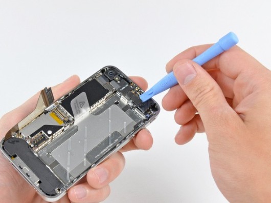 ifixit-iphone4-teardown-rm-eng