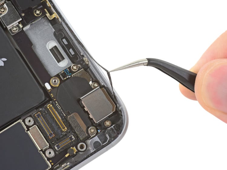 iPhone-6s-iFixit-image-009